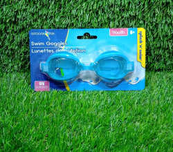 Swimming goggles with adjustable strap and clear anti-fog lenses