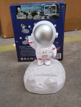 Mobile Holder Astronaut Phone Stand Planet Creative Fun 3D Design (1 Pc / Mix Design)