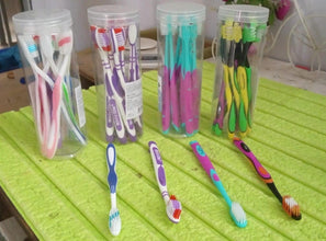 Soft Toothbrush With Plastic Round Box (10 pcs Set / Mix Color)ï¿